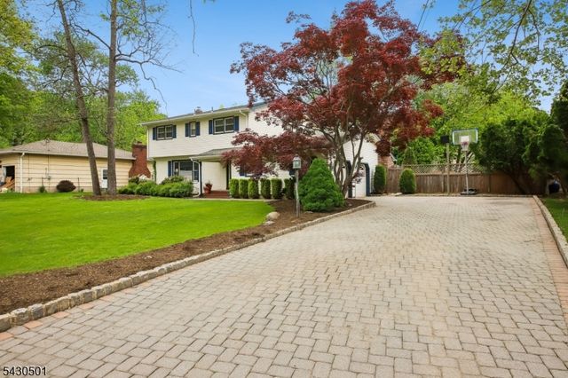 54 Canterbury Dr, Scotch Plains Twp., NJ 07076