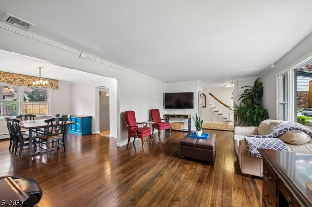 54 Canterbury Dr, Scotch Plains Twp., NJ 07076