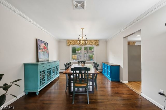 54 Canterbury Dr, Scotch Plains Twp., NJ 07076