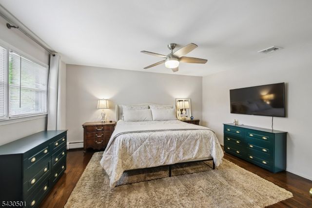 54 Canterbury Dr, Scotch Plains Twp., NJ 07076