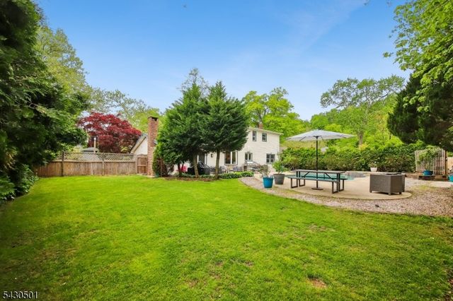 54 Canterbury Dr, Scotch Plains Twp., NJ 07076