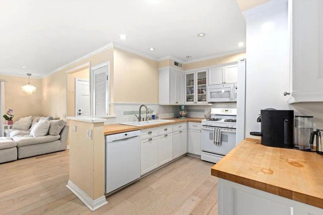12229 Carmel Vista Road 152, San Diego, CA 92130