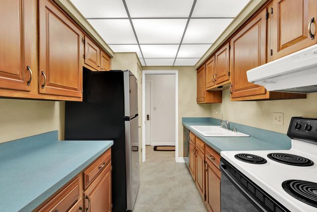 12990 W Bluemound ROAD #301, Elm Grove, WI 53122