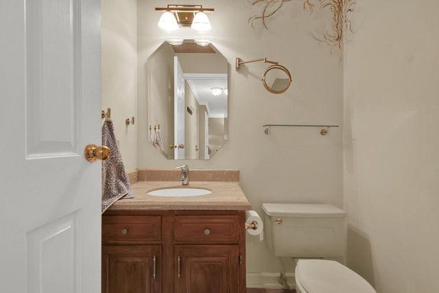 12990 W Bluemound ROAD #301, Elm Grove, WI 53122