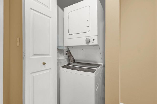 12990 W Bluemound ROAD #301, Elm Grove, WI 53122