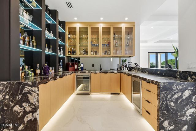 25201 Prado Del Misterio, Calabasas, CA 91302
