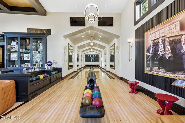 25201 Prado Del Misterio, Calabasas, CA 91302