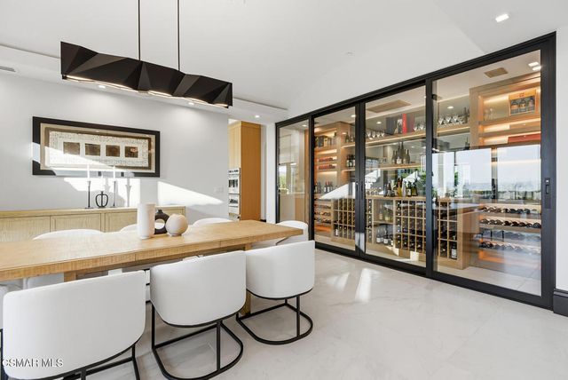 25201 Prado Del Misterio, Calabasas, CA 91302