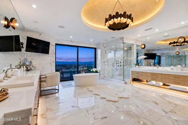 25201 Prado Del Misterio, Calabasas, CA 91302