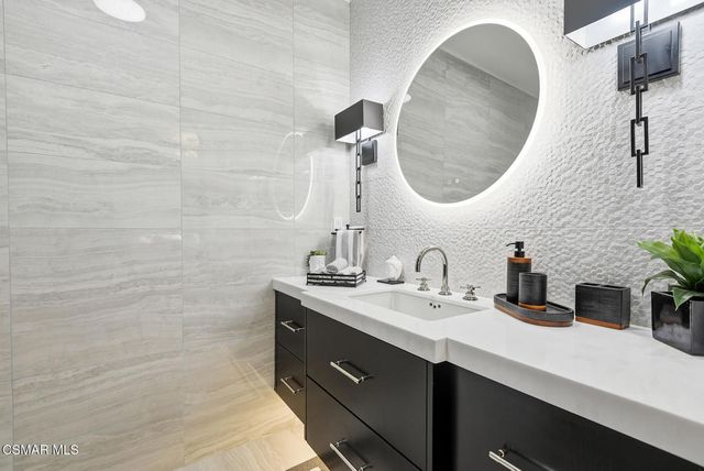 25201 Prado Del Misterio, Calabasas, CA 91302