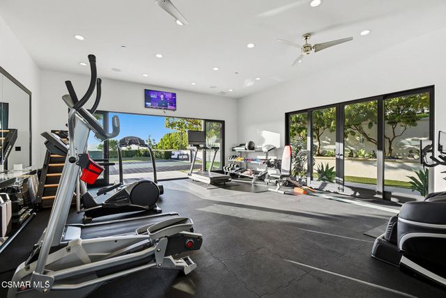 25201 Prado Del Misterio, Calabasas, CA 91302