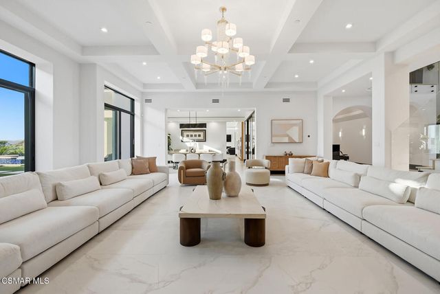 25201 Prado Del Misterio, Calabasas, CA 91302