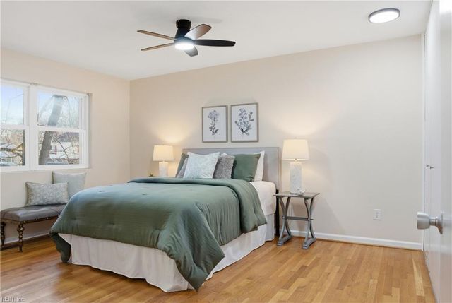 228 Fincastle DR, Newport News, VA 23601