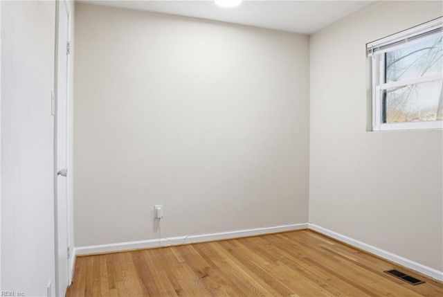 228 Fincastle DR, Newport News, VA 23601