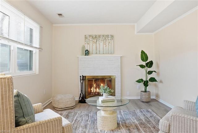 228 Fincastle DR, Newport News, VA 23601