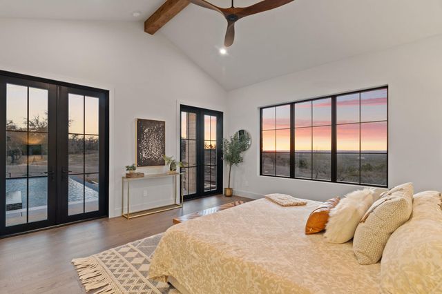 1562 Canyon Crossing View VW, Dripping Springs, TX 78620