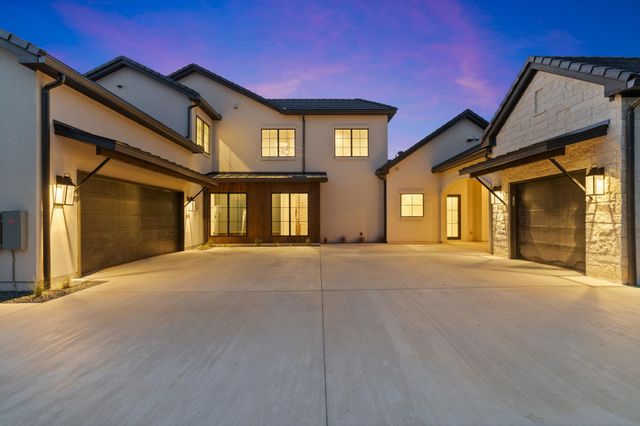 1562 Canyon Crossing View VW, Dripping Springs, TX 78620