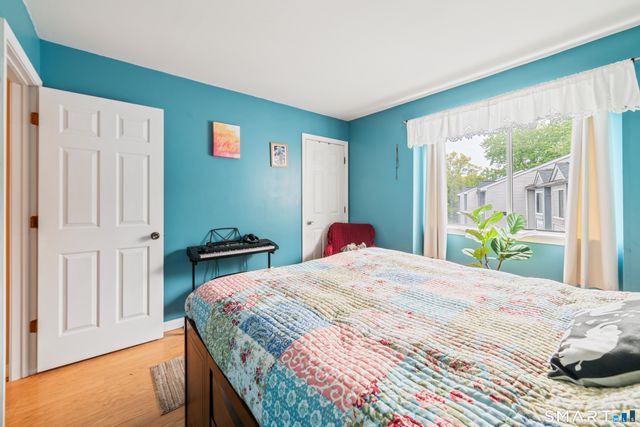 35 Pearl Lake Road L, Waterbury, CT 06706