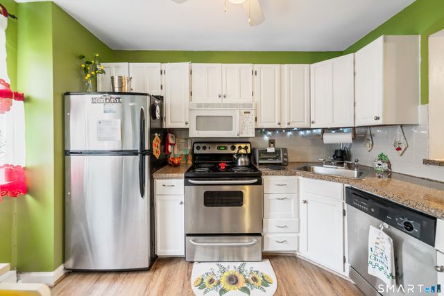 35 Pearl Lake Road L, Waterbury, CT 06706
