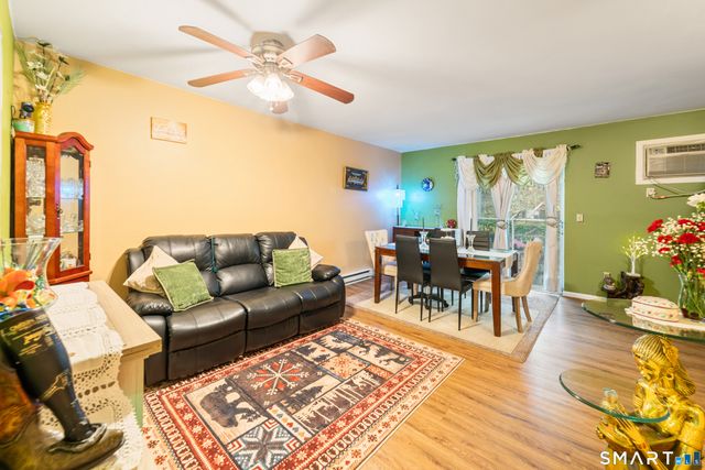 35 Pearl Lake Road L, Waterbury, CT 06706
