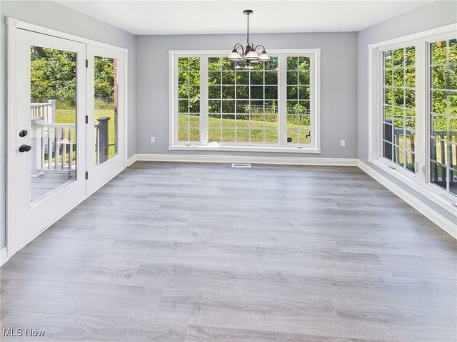 95 Falcon Heights Road, Parkersburg, WV 26104