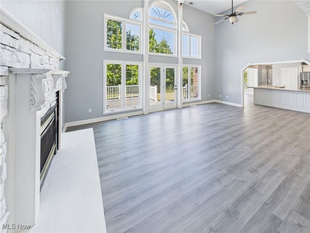 95 Falcon Heights Road, Parkersburg, WV 26104