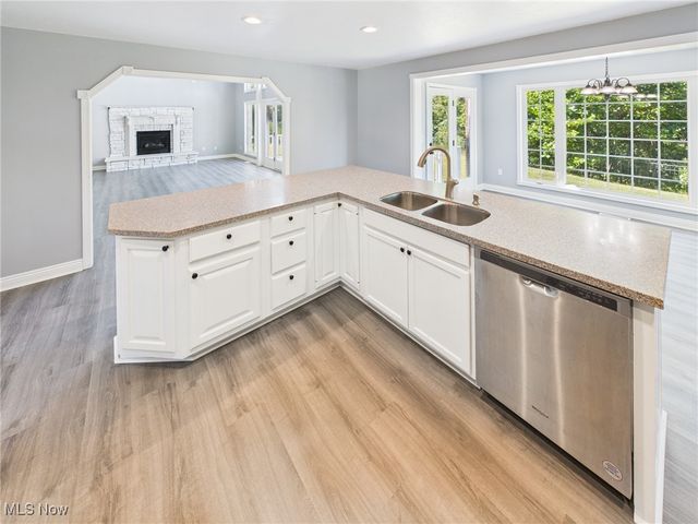 95 Falcon Heights Road, Parkersburg, WV 26104