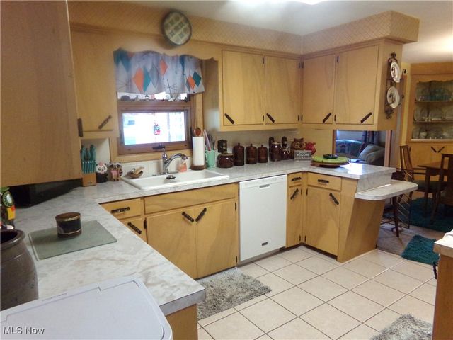 840 Bittersweet Drive, Massillon, OH 44646