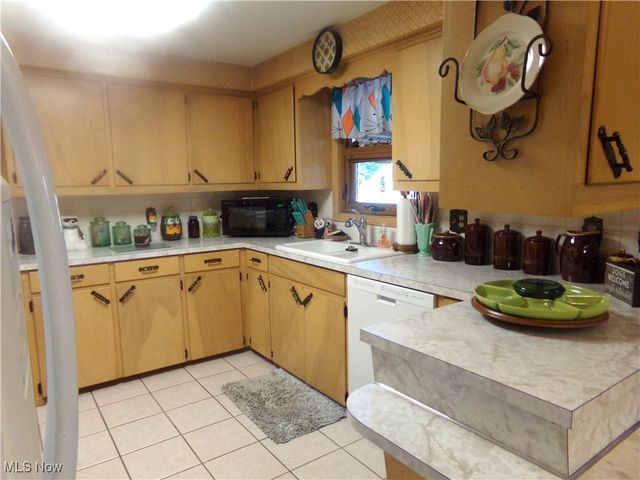 840 Bittersweet Drive, Massillon, OH 44646