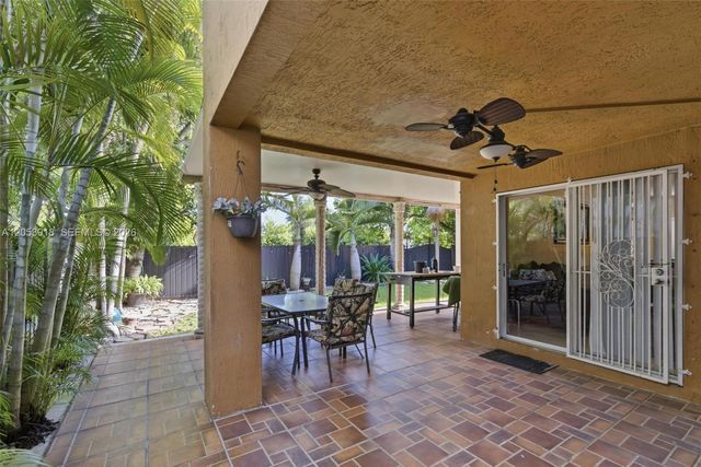 14640 SW 176th Ter, Miami, FL 33177