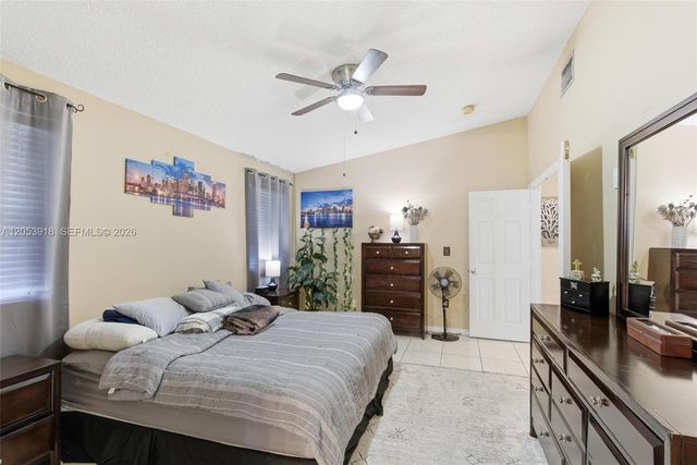 14640 SW 176th Ter, Miami, FL 33177