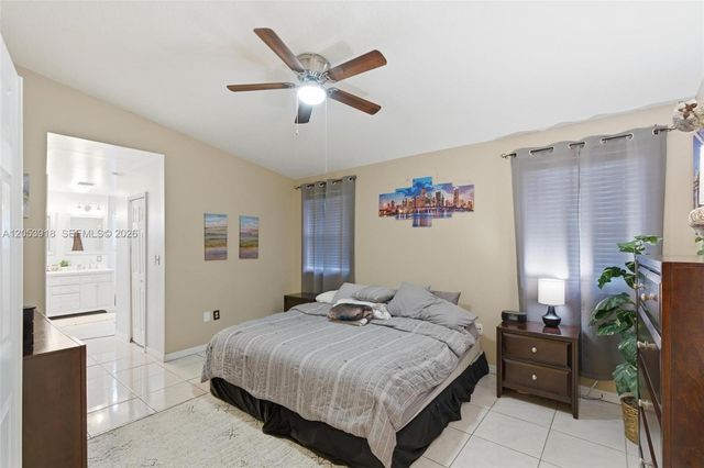 14640 SW 176th Ter, Miami, FL 33177