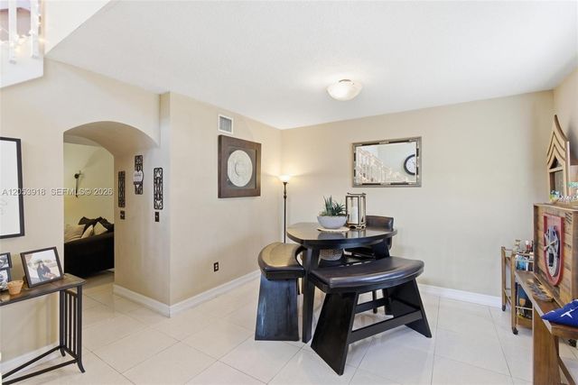 14640 SW 176th Ter, Miami, FL 33177