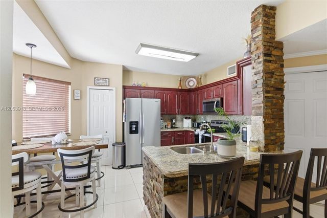 14640 SW 176th Ter, Miami, FL 33177