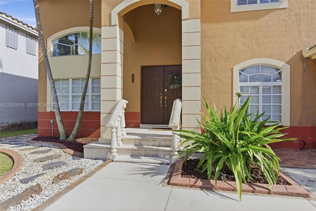 14640 SW 176th Ter, Miami, FL 33177