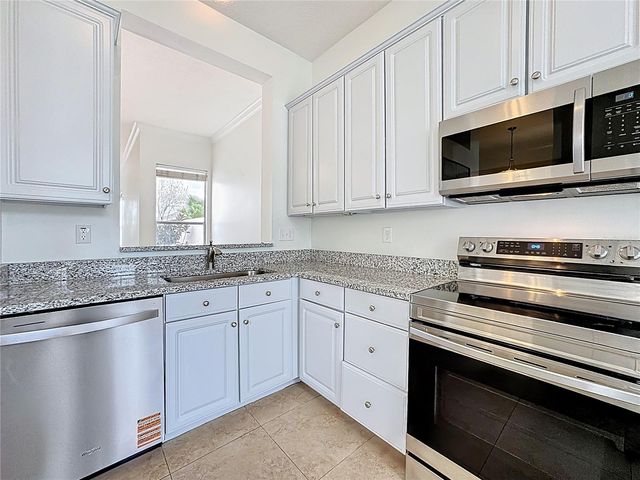 14447 WINDCHIME LANE, Orlando, FL 32837