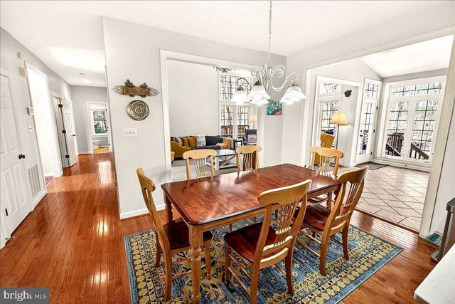 21 HACKETT CT, Poolesville, MD 20837