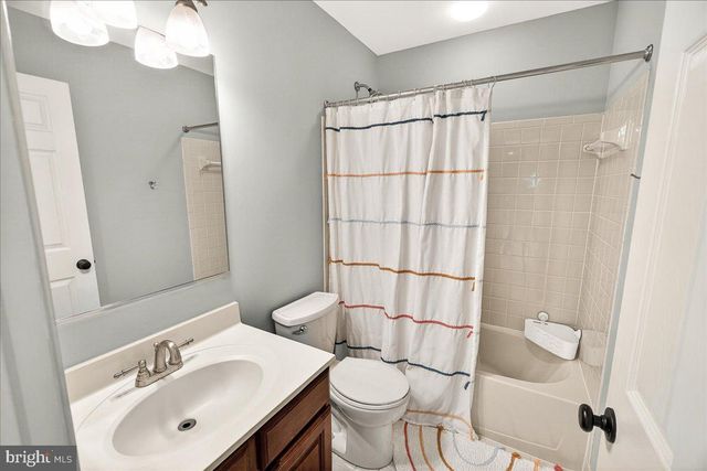 21 HACKETT CT, Poolesville, MD 20837