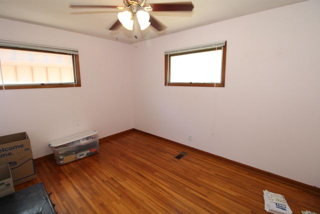 827 N Westlink Ave, Wichita, KS 67212