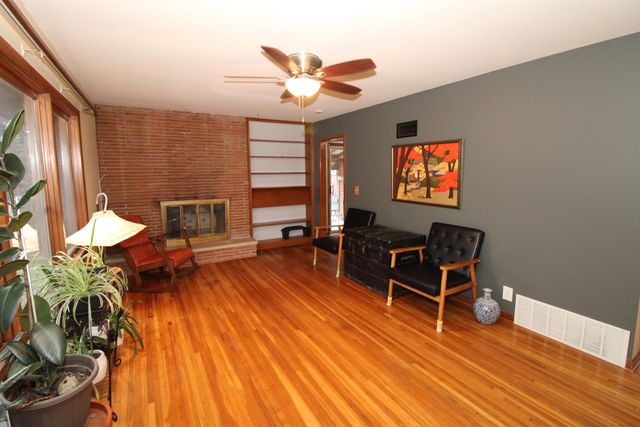 827 N Westlink Ave, Wichita, KS 67212