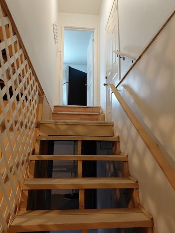 2231 W Cheyenne Road, Waukegan, IL 60087