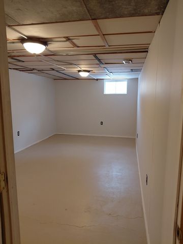 2231 W Cheyenne Road, Waukegan, IL 60087