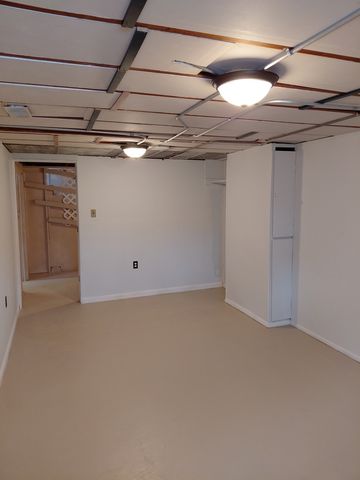 2231 W Cheyenne Road, Waukegan, IL 60087