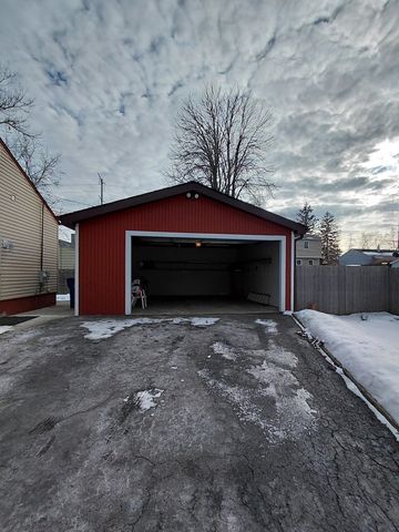 2231 W Cheyenne Road, Waukegan, IL 60087