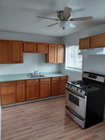 2231 W Cheyenne Road, Waukegan, IL 60087