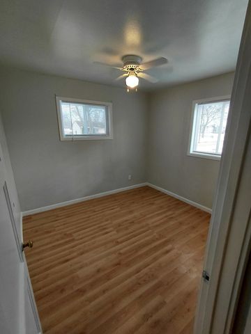 2231 W Cheyenne Road, Waukegan, IL 60087