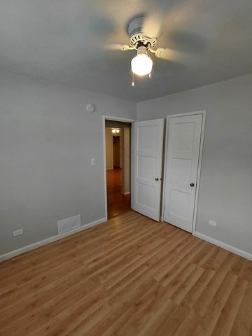 2231 W Cheyenne Road, Waukegan, IL 60087