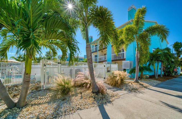 124 MARCDALE BOULEVARD, Indian Rocks Beach, FL 33785