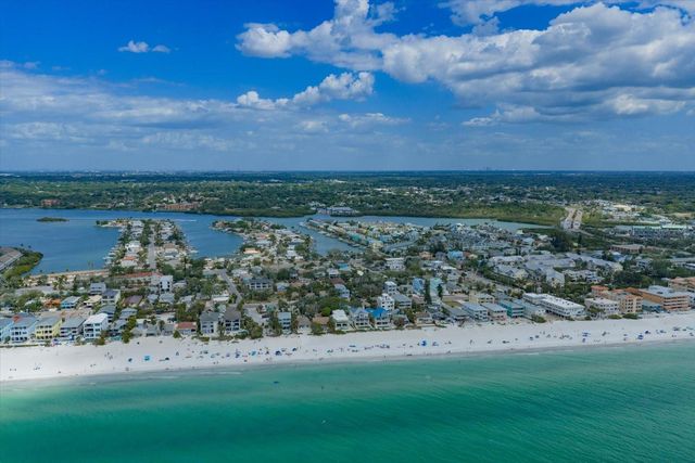 124 MARCDALE BOULEVARD, Indian Rocks Beach, FL 33785