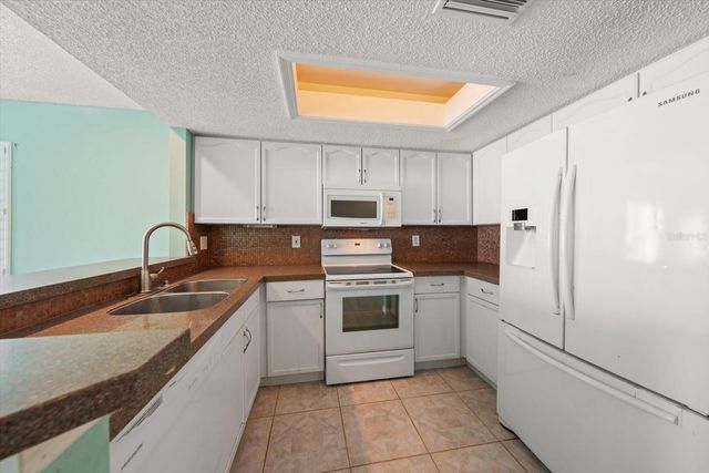 124 MARCDALE BOULEVARD, Indian Rocks Beach, FL 33785